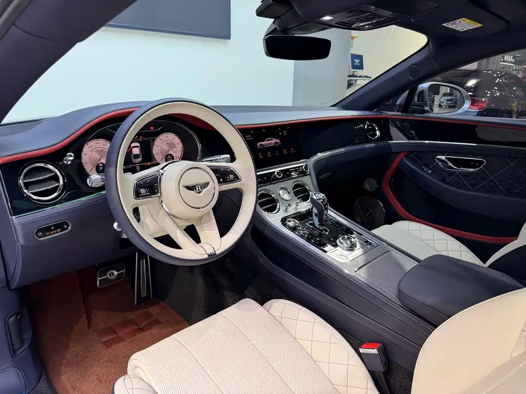Continental GT 欧陆 2024款 4.0 T GT V8 Mulliner