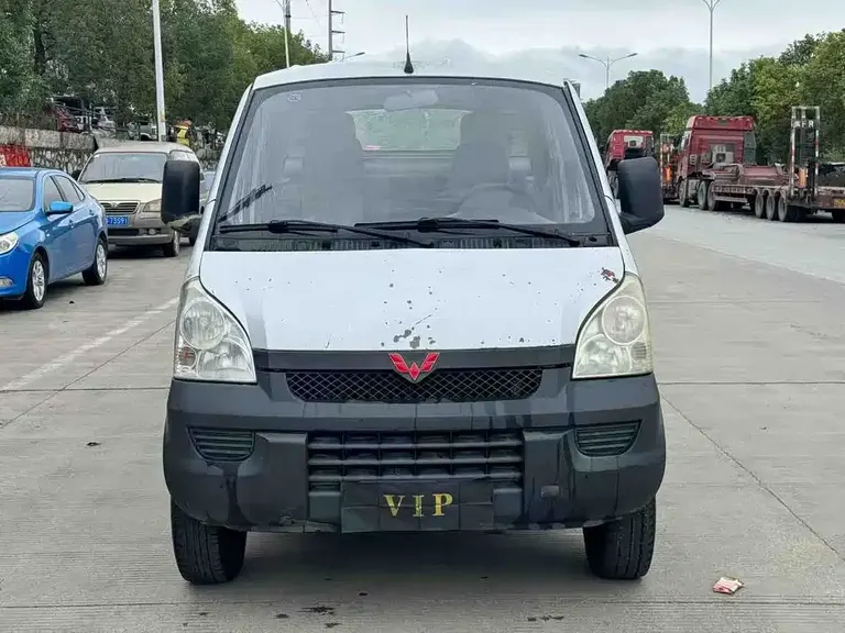 Wuling Rongguang Mini Truck 1.2 L Double Cab Basic LAQ