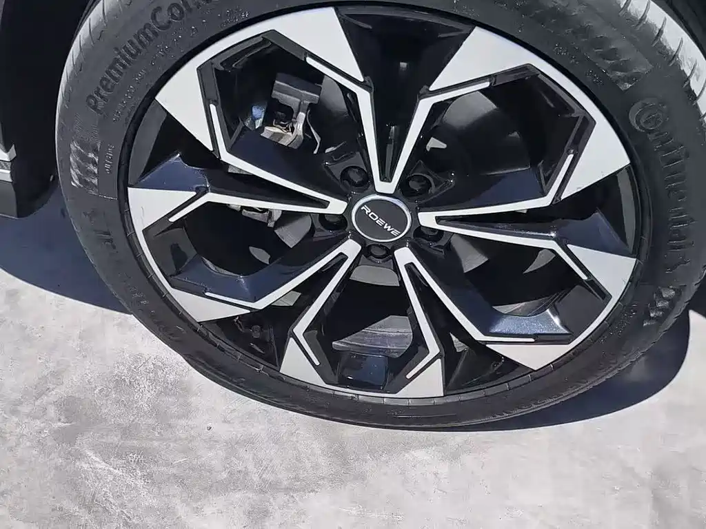 Roewe RX5 1.5 T Super Sense Elite