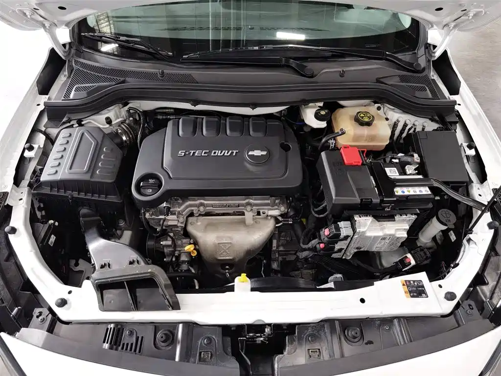 Monza 1.5 L DCT Joy