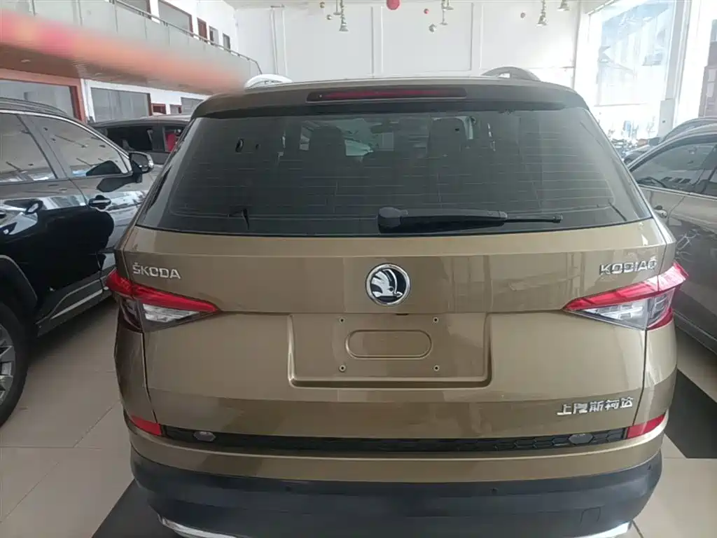 Kodiaq TSI330 7-seat 2 WD Luxury