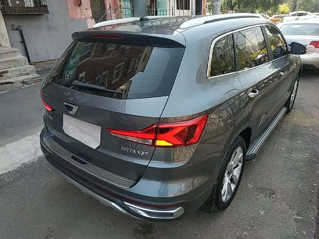 Jetta VS7 1.4 T Auto Joy