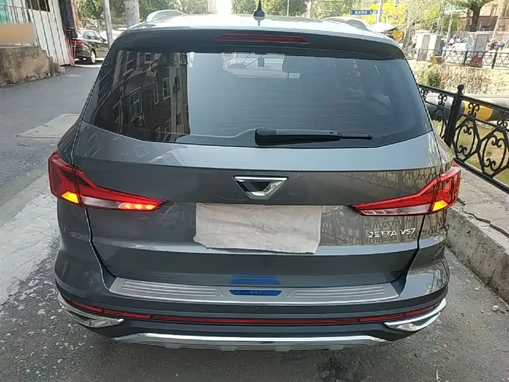 Jetta VS7 1.4 T Auto Joy
