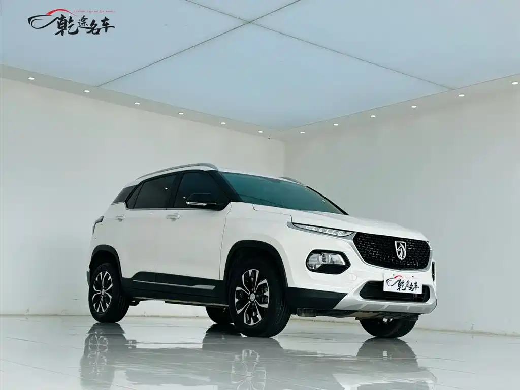 Baojun 510 1.5 L Auto Premium CN-V