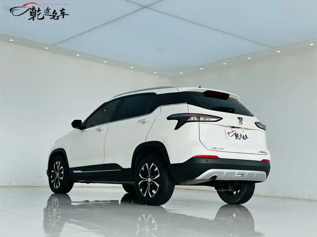 Baojun 510 1.5 L Auto Premium CN-V