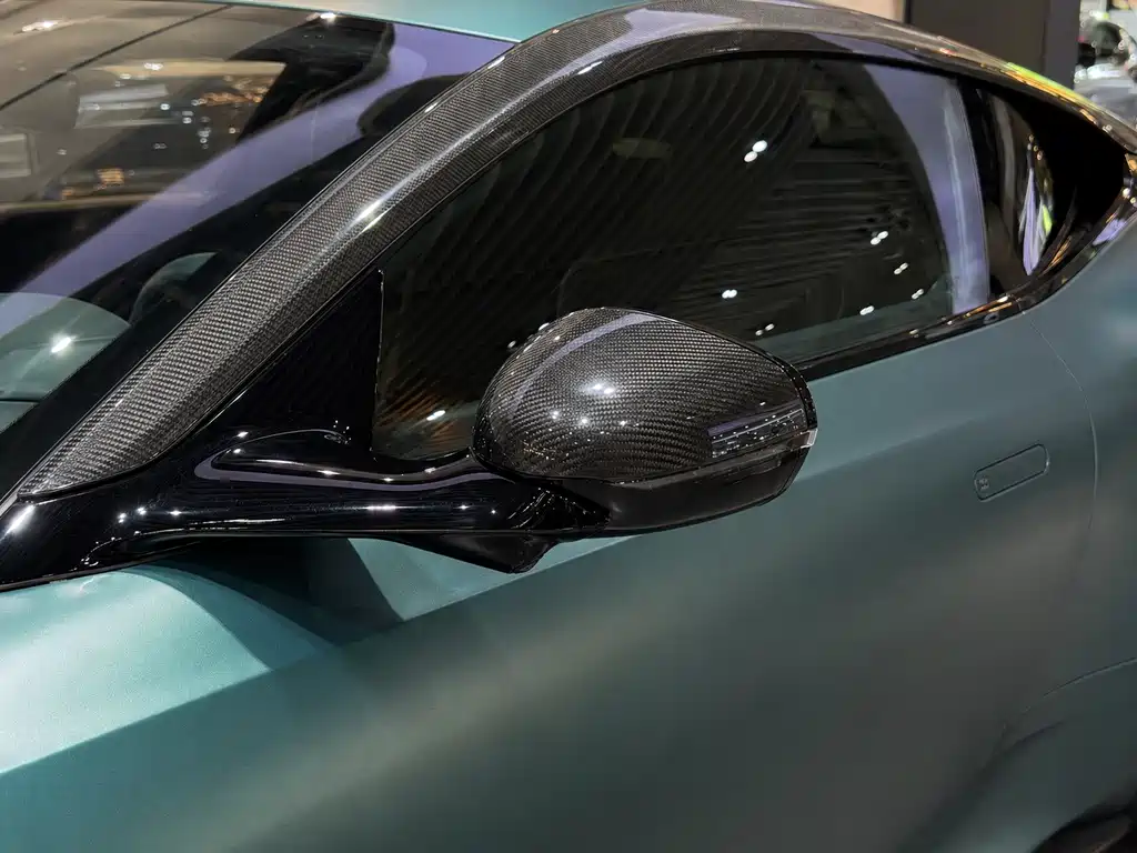 Aston Martin DB12 4.0 T V8 Coupe