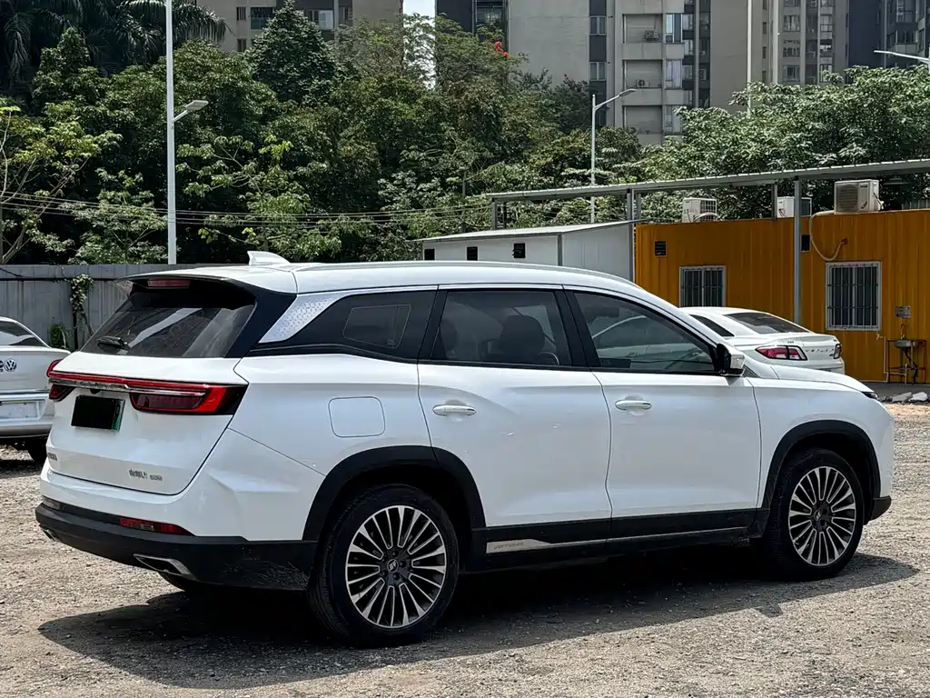 Jetour Shanhai L9 1.5 TD 2 DHT Pro 7-seat