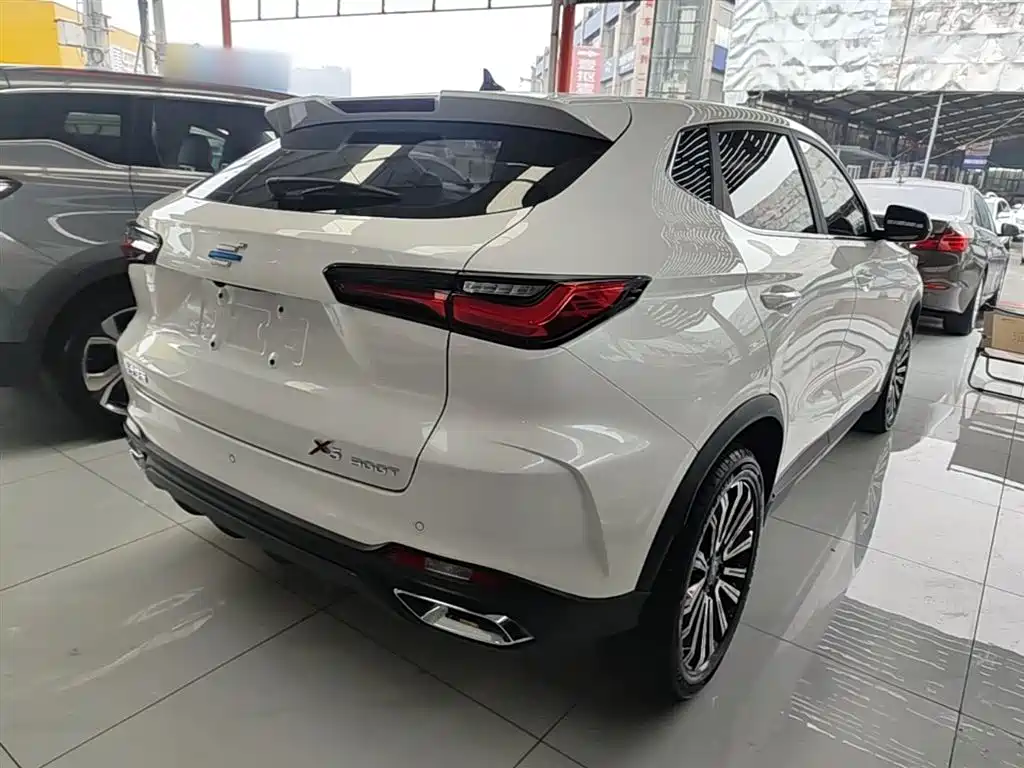 Changan Oshan X5 1.5 T DCT Distinguished
