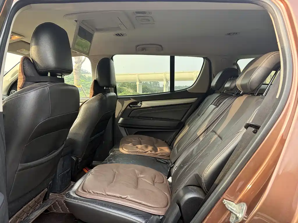 mu-X 3.0 T 4 WD Auto Premium 7-seat