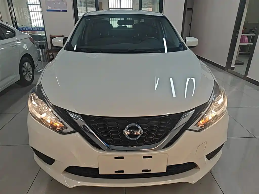 Sylphy Classic 1.6 XE CVT Comfort