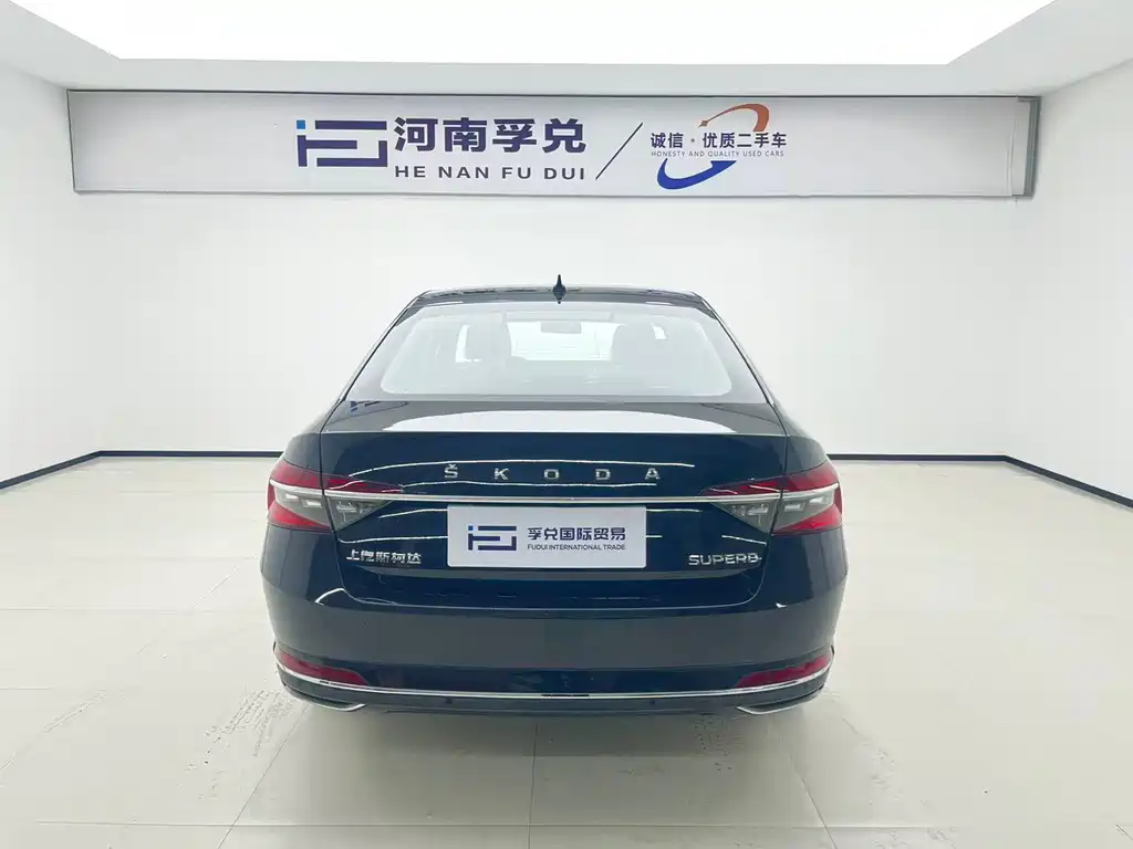 Superb TSI280 DSG Premium