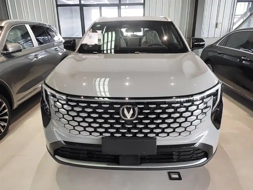 Changan CS55 PLUS 4 th Gen New Blue Whale 1.5 T Leading