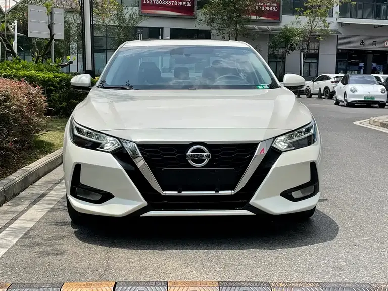 Nissan Sylphy 1.6 L XL CVT Joy