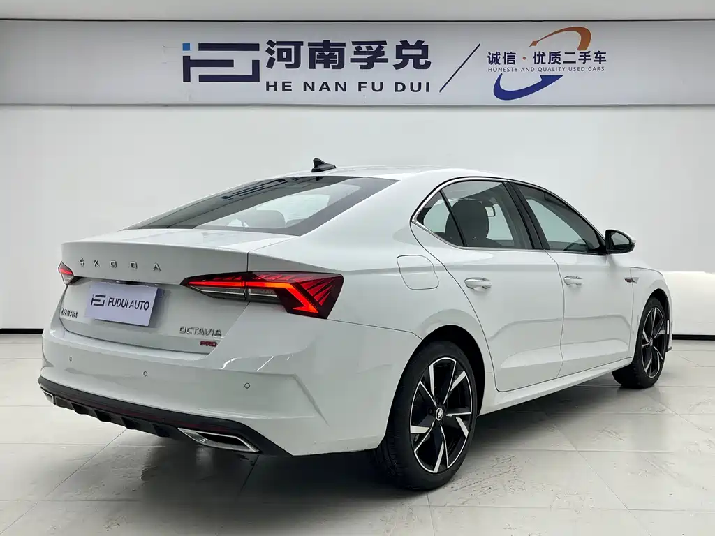 Octavia Facelift PRO TSI280 Premium