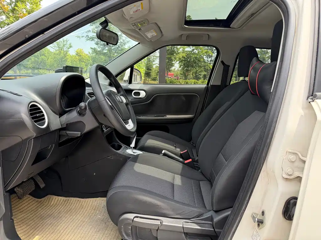 MG 3 1.5 L AMT Elite