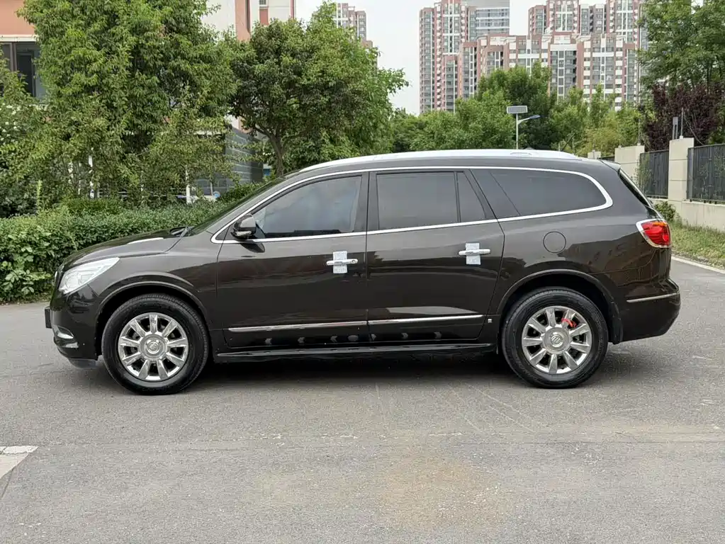 Enclave 3.6 L 2 WD Elite Comfort