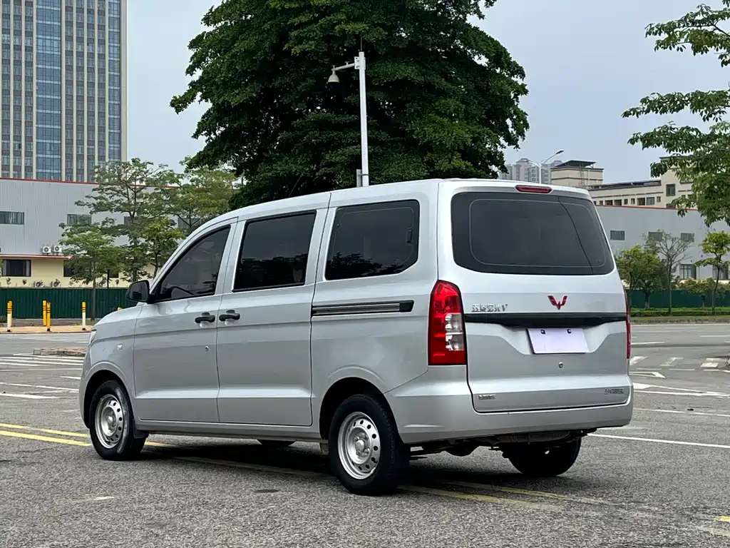 Wuling Hongguang V 1.5 L Power Take Electric Assist LAR