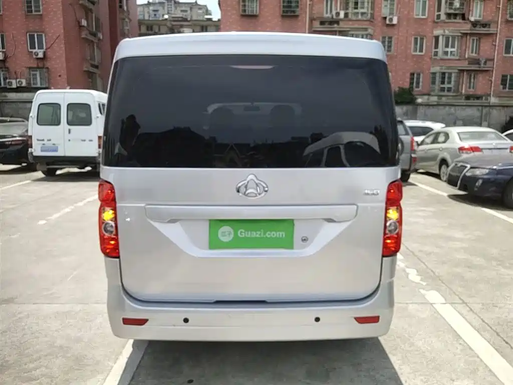 Changan Ruixing M60 1.5 L GDI Comfort Bus 6 7-seat