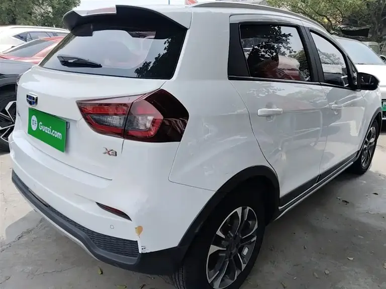 Geely Vision X3 1.5 L CVT Elite