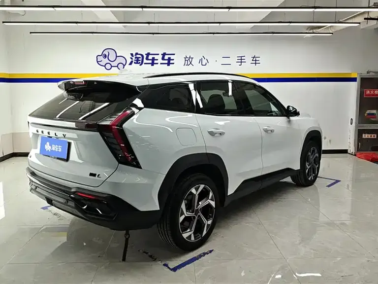 Geely Boyue L 1.5 TD DCT Glory