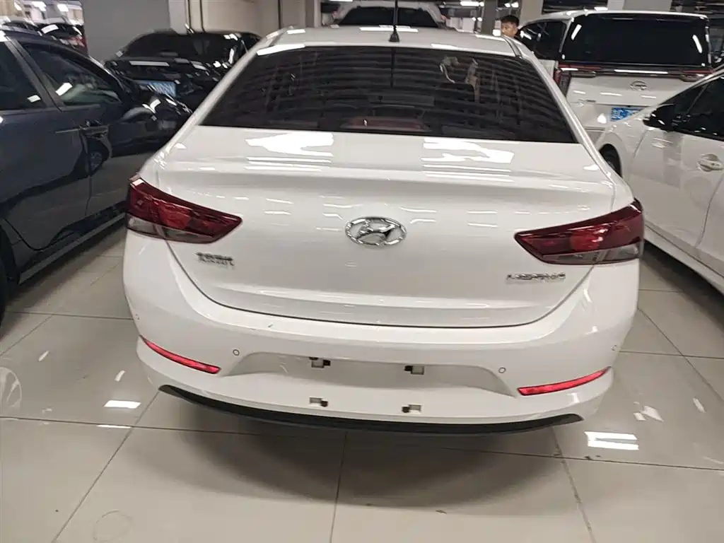 Verna 1.4 L Auto Cool GLS