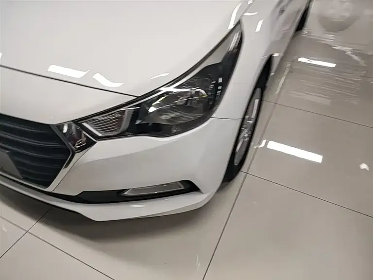 Hyundai Verna 1.4 L Auto Cool GLS