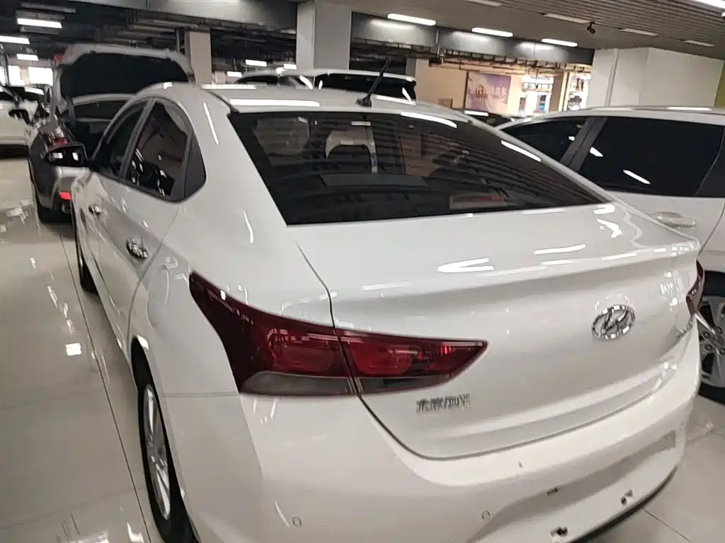 Verna 1.4 L Auto Cool GLS