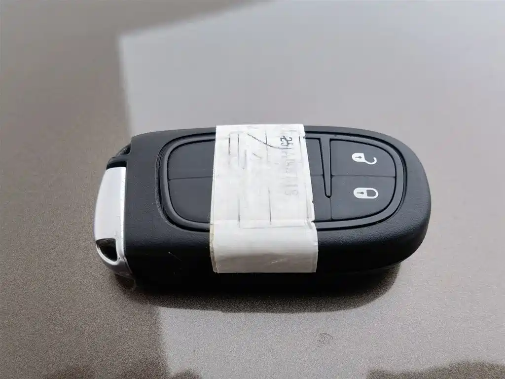 Commander 2.0 T 2 WD Progressive Enjoyment CN-V