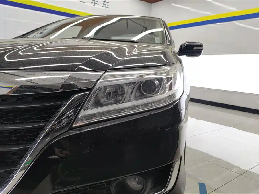 Crider 1.8 L CVT Comfort