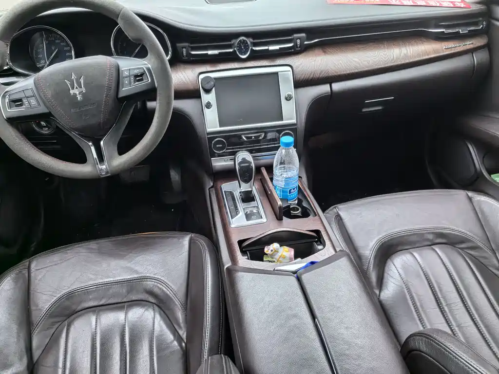 Quattroporte 3.0 T Standard