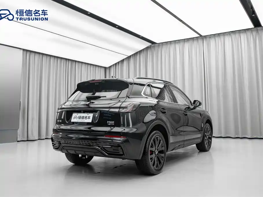 Hongqi HS5 2.0 T 2 WD Shadow