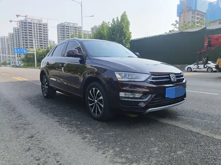 Zotye SR7 众泰SR7 2016款 1.5 T CVT魔方之心版 国V