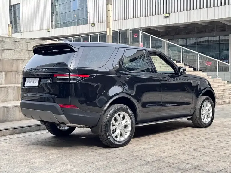 Land Rover Discovery 3.0 SC V6 SE