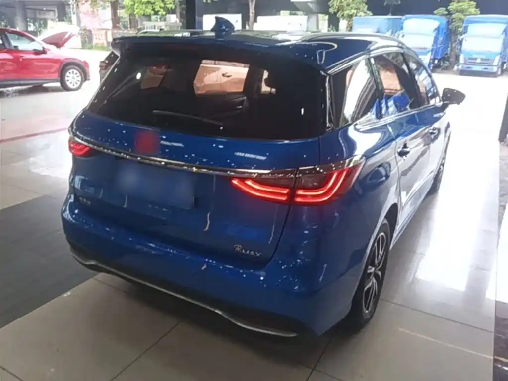 Song MAX 1.5 T Auto Connected Elite 7-seat