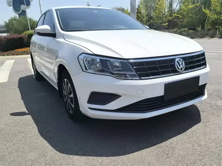 Volkswagen Jetta 1.4 L Manual Fashion