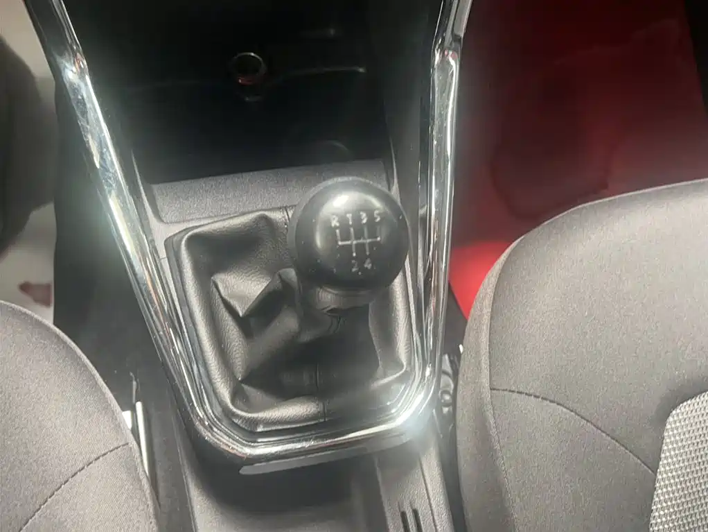 Jetta 1.4 L Manual Fashion