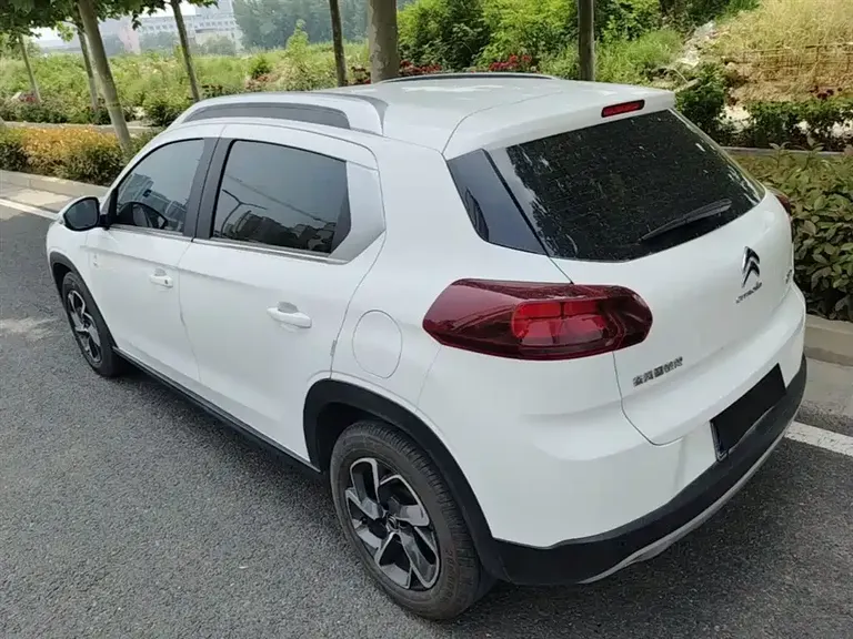Citroën C3-XR 雪铁龙C3-XR 2019款 1.6 L 自动越享版