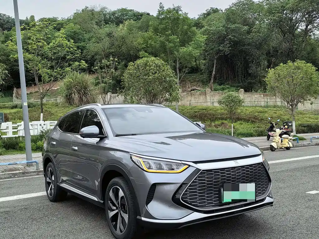 Song PLUS NEV DM-i 110 KM Flagship PLUS