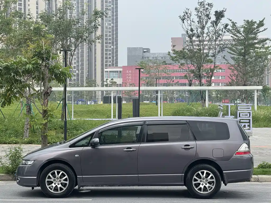 Odyssey 2.4 L Comfort
