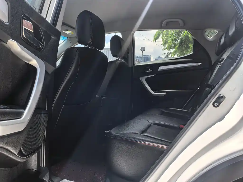 Refine S3 1.5 L CVT Luxury Smart