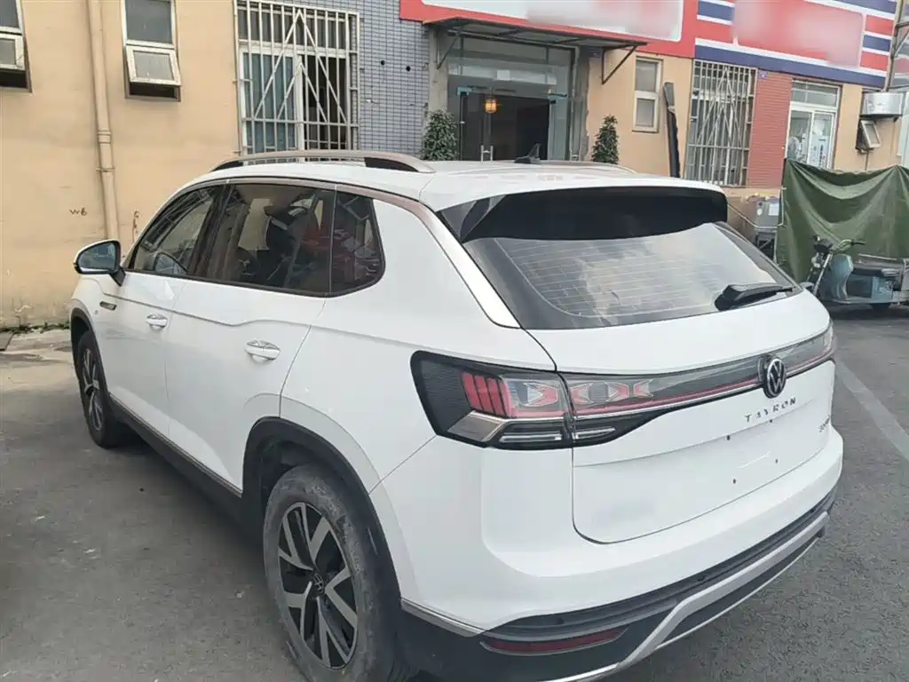 Tayron 300 TSI 2 WD Luxury Plus Advanced