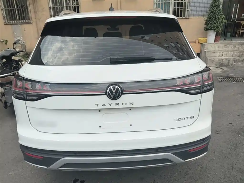 Tayron 300 TSI 2 WD Luxury Plus Advanced
