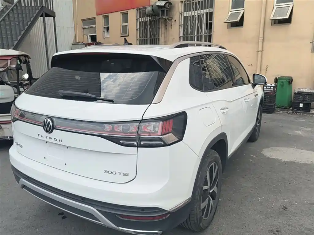 Tayron 300 TSI 2 WD Luxury Plus Advanced