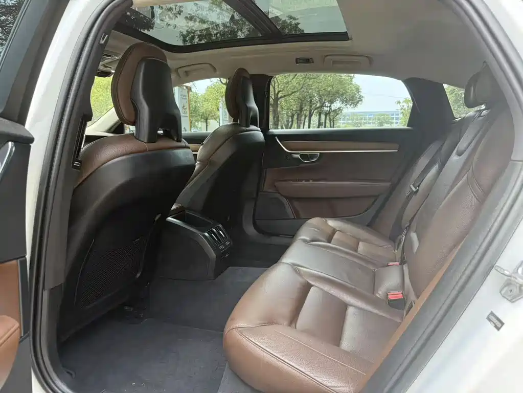 Volvo S90 T5 Smart Ease