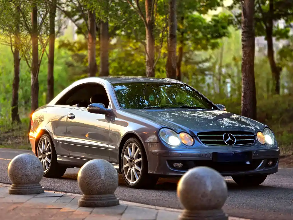 Mercedes-Benz CLK-Class CLK 280 2-door Coupe