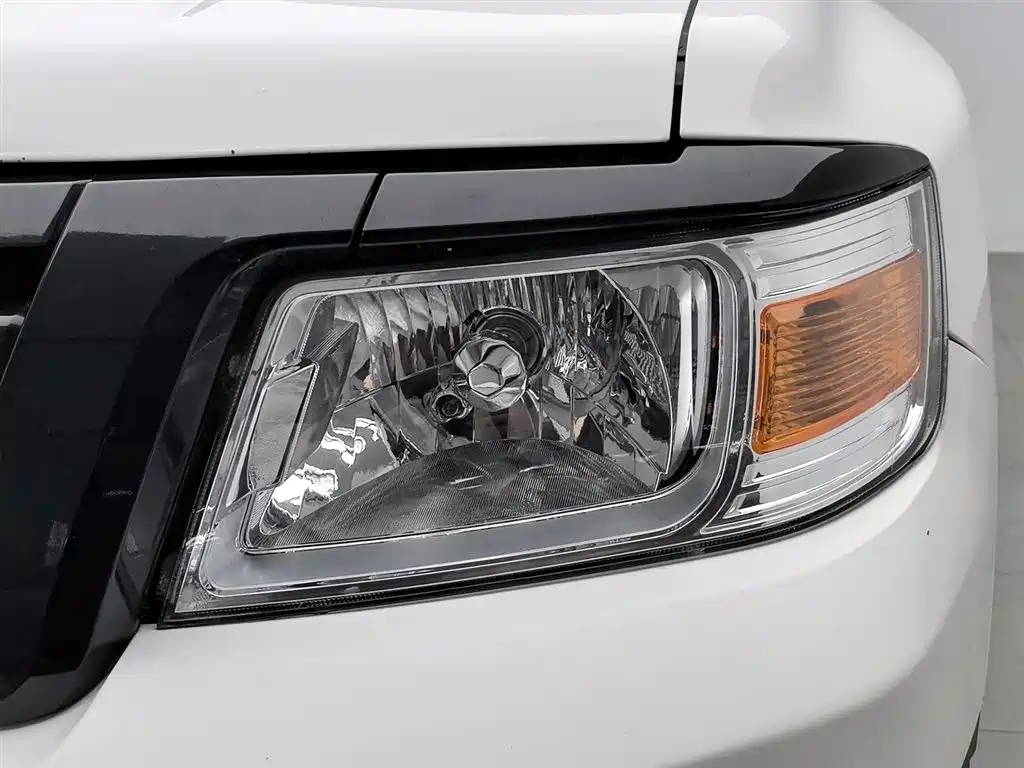 Leopaard Q6 2.4 L Manual 4 WD Outstanding