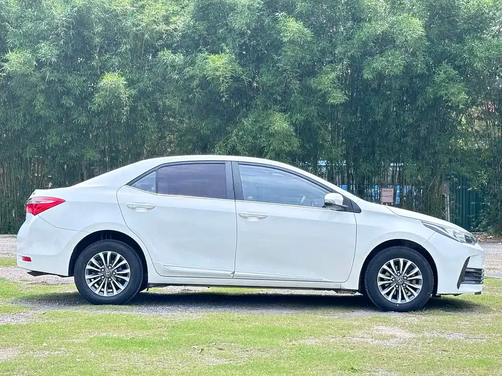 Corolla Facelift 1.2 T S-CVT GL-i