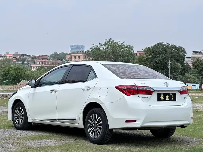 Toyota Corolla Facelift 1.2 T S-CVT GL-i