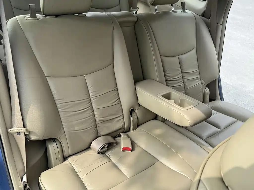 Geniss 1.8 L Auto Comfort