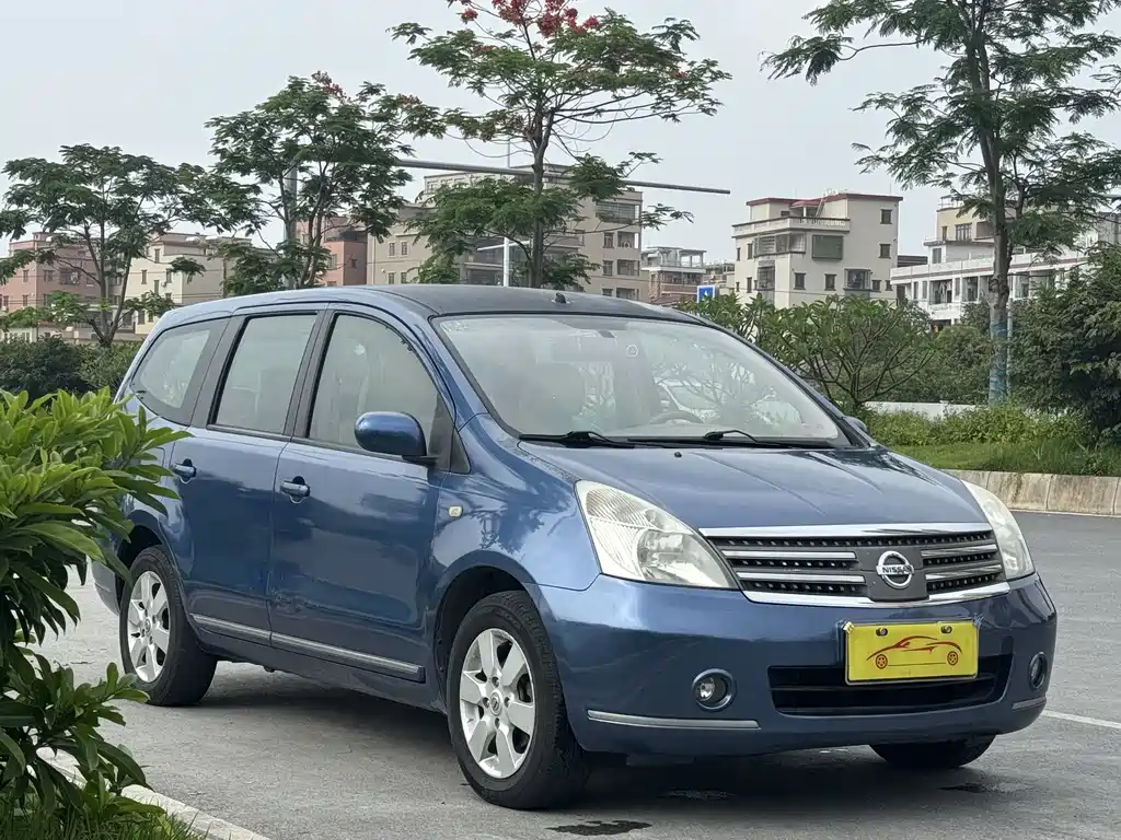 Geniss 1.8 L Auto Comfort